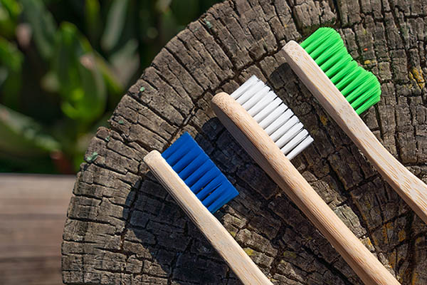 Tip voor een plasticvrije badkamer 3: bamboe tandenborstel